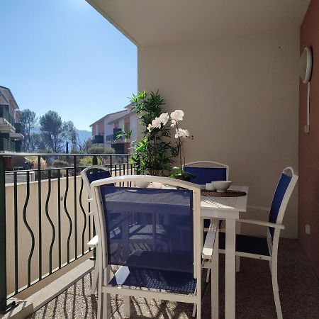 Le Romarin - Climatisation Piscine & Parking Prive Apartman Gréoux-les-Bains Kültér fotó