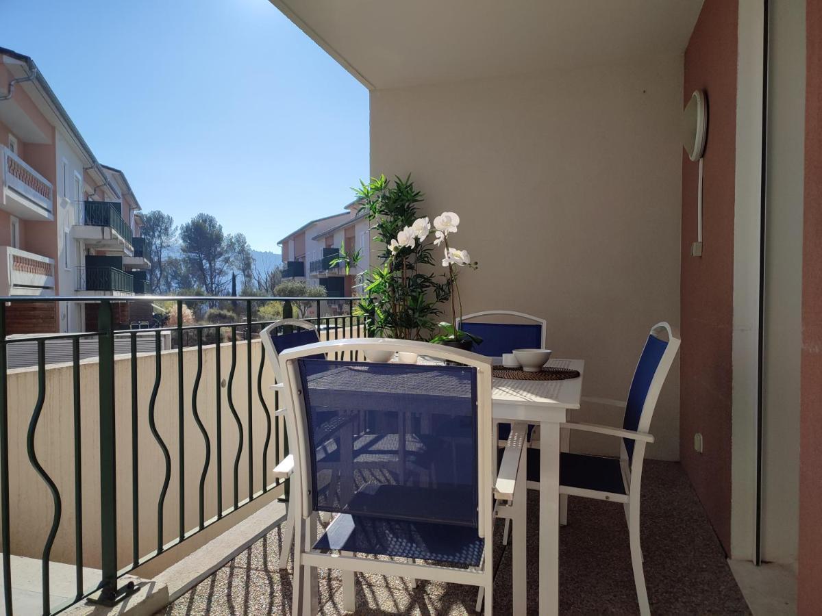 Le Romarin - Climatisation Piscine & Parking Prive Apartman Gréoux-les-Bains Kültér fotó